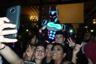 Onix Eventos - Robô de Led