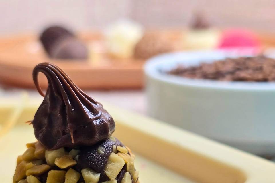 Brigadeiro crocante com nutell