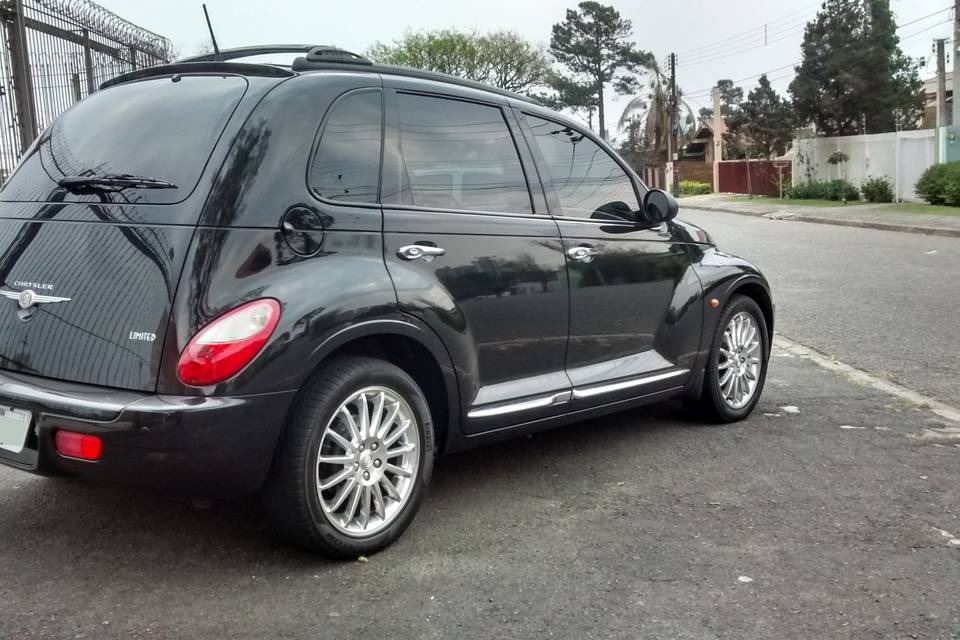 PT Cruiser Limited