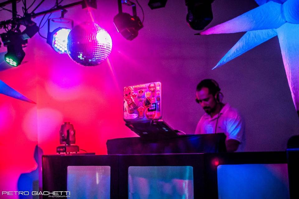 DJ Fábio Ary e Total Mídia e Produções