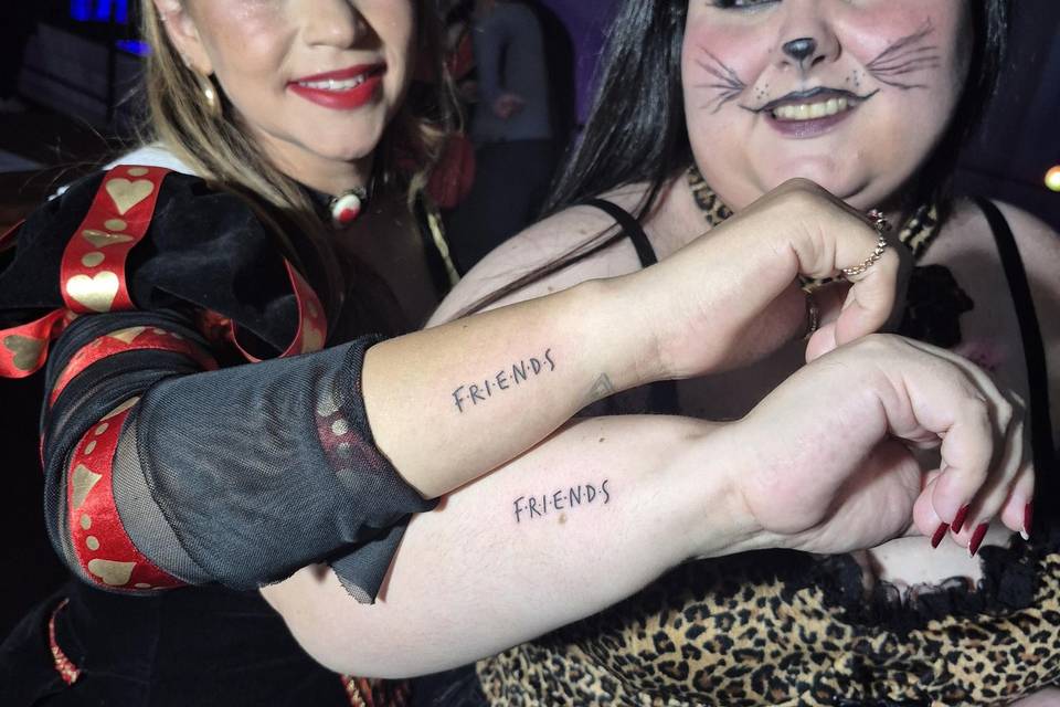 Tatuagem de amigas