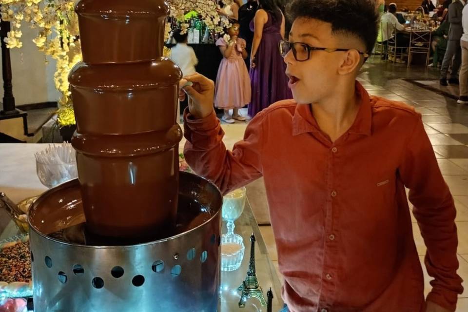 O brilho da sua festa começa a