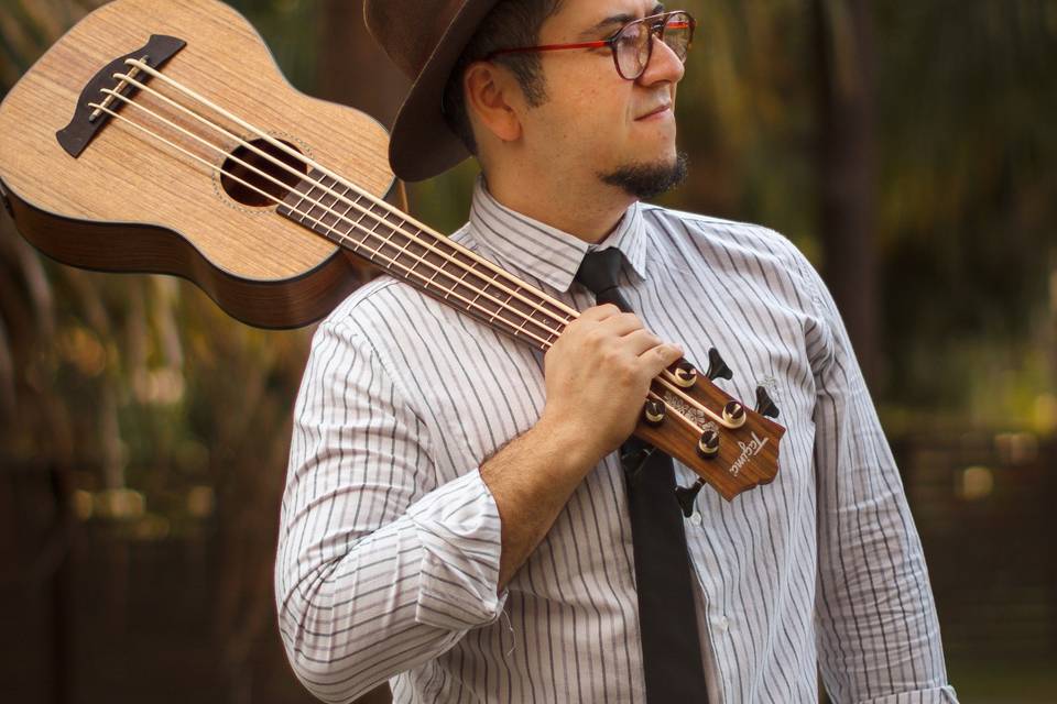 Uke bass