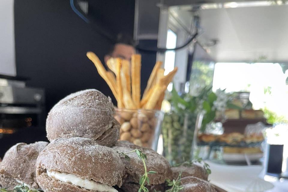 Lanchinho no pão australiano