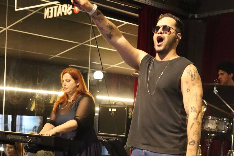 Show Old Town English Pub