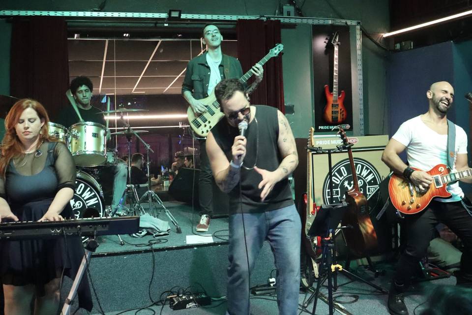 Show Old Town English Pub