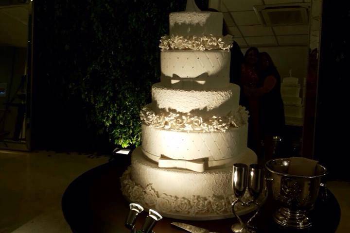 Sonho Doce Cake Design