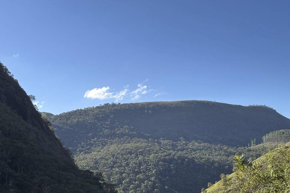Vista para as montanhas