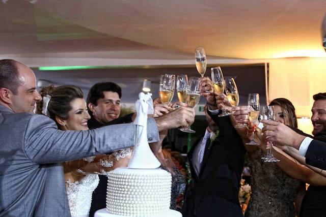 Brinde a noiva e o noivo