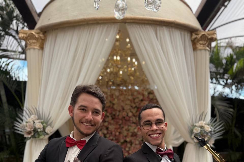 Dupla Violino e Sax