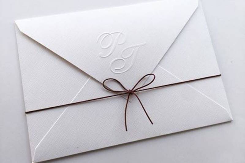 Convite envelope com laço