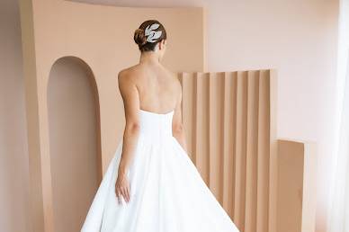 Vestido de noiva minimalista