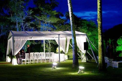 Toldo modelo romano medindo 8