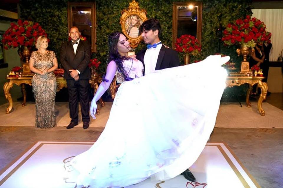 Debutante