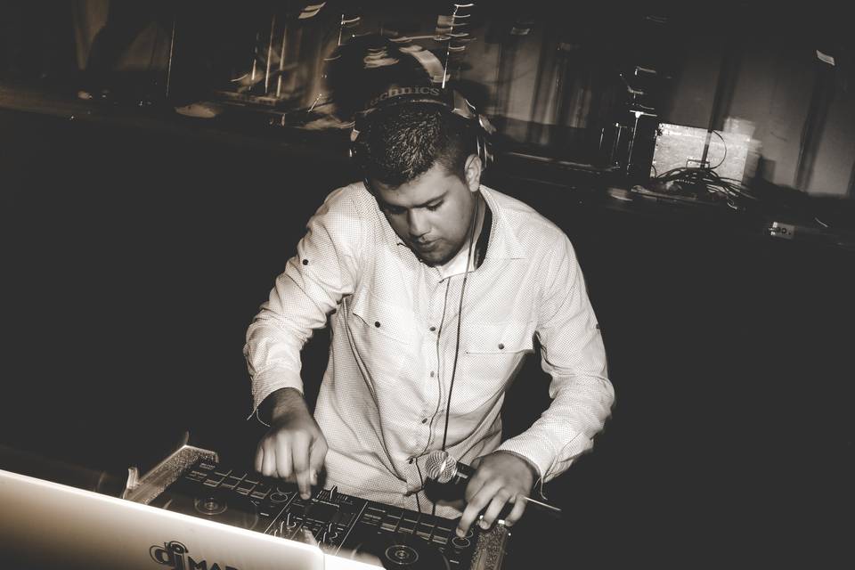 DJ Marlon Souza