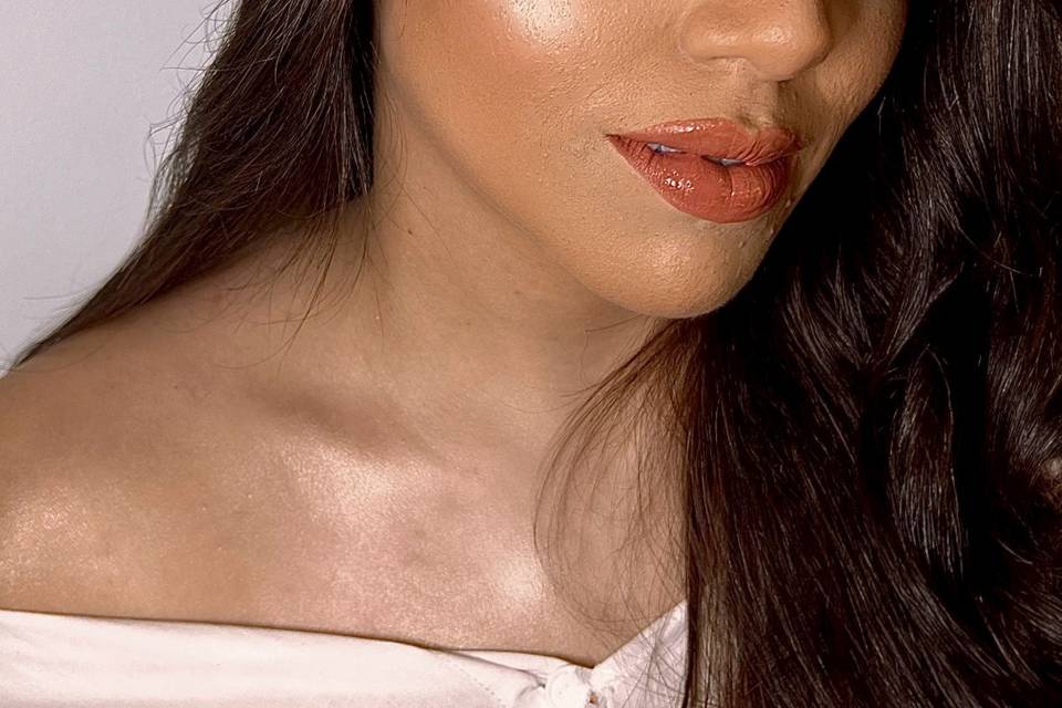 Glam.