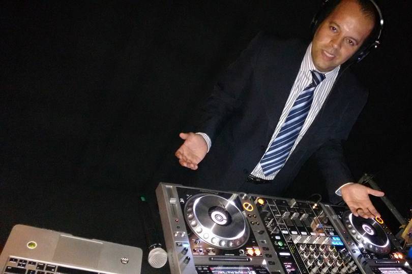 DJ Ícaro Stangherlim