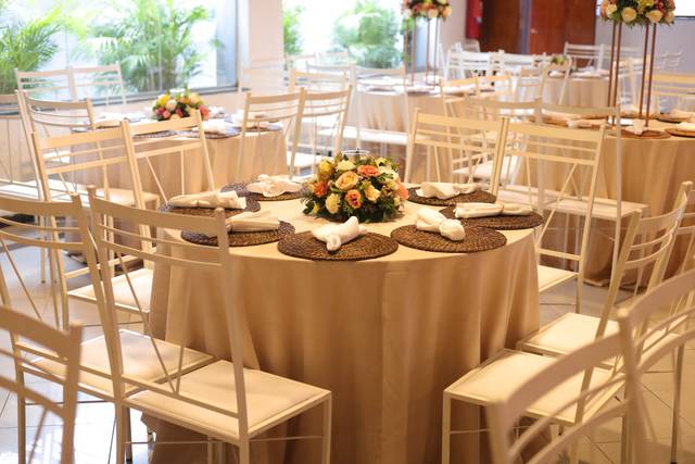 Mesas postas para casamento