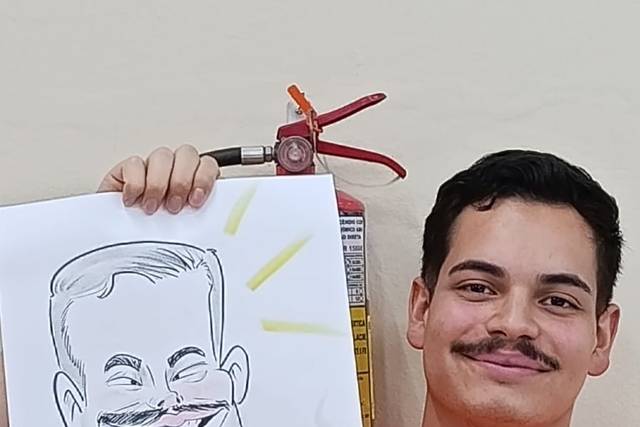 O bombeiro teve coragem!