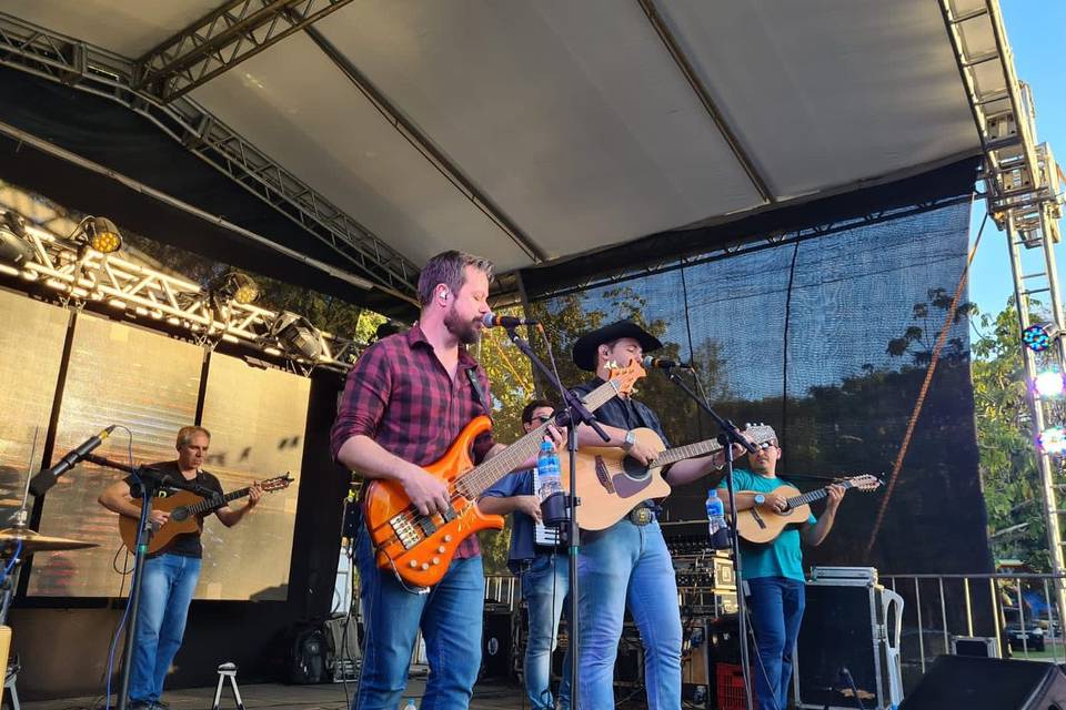 Banda Projeto Raízes