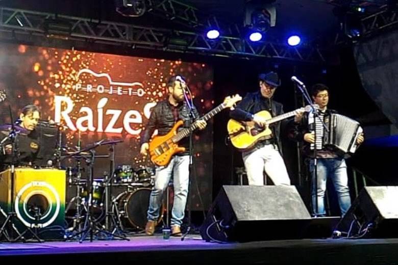 Banda Projeto Raízes