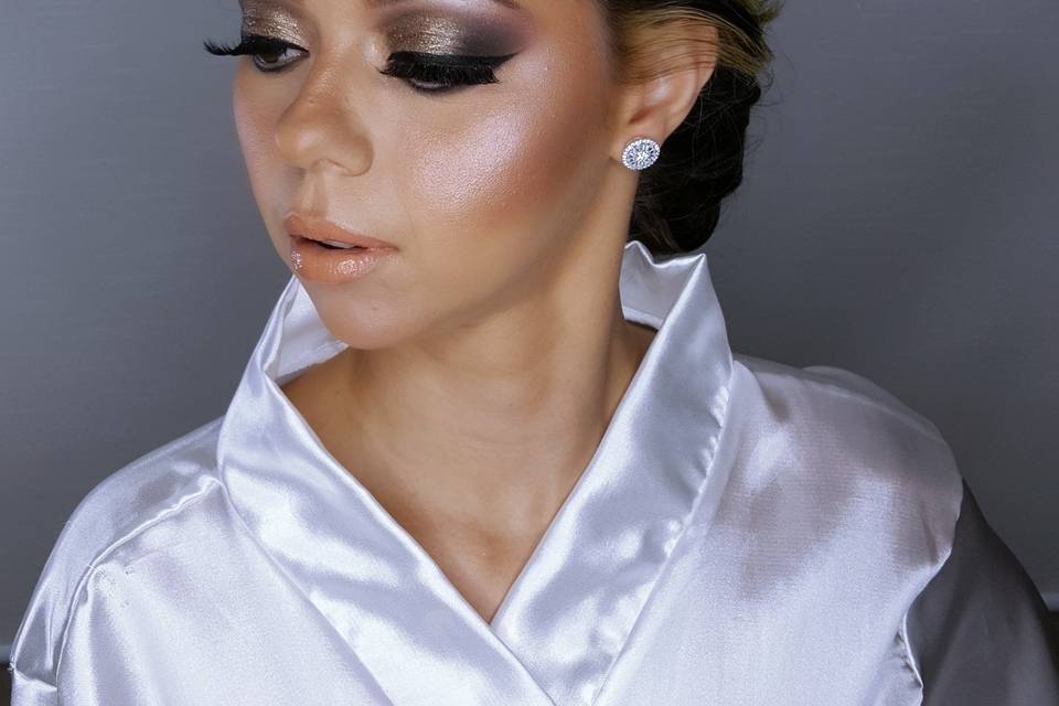 Cibele Sobrinho Make Up - Consulte disponibilidade e preços