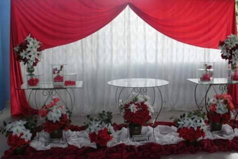 Casamento vermelho e branco