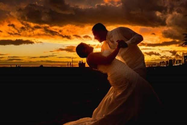 Casamento pé na areia