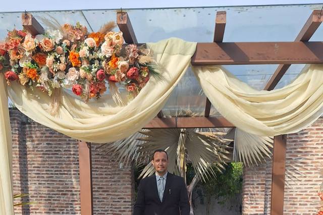André Luis celebrante