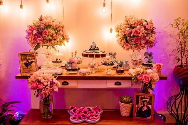 Mesa do bolo extravagante