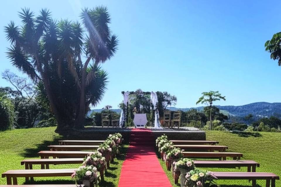 Palco e cerimônia com bancos