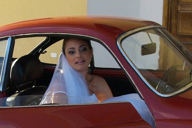 A noiva no carro
