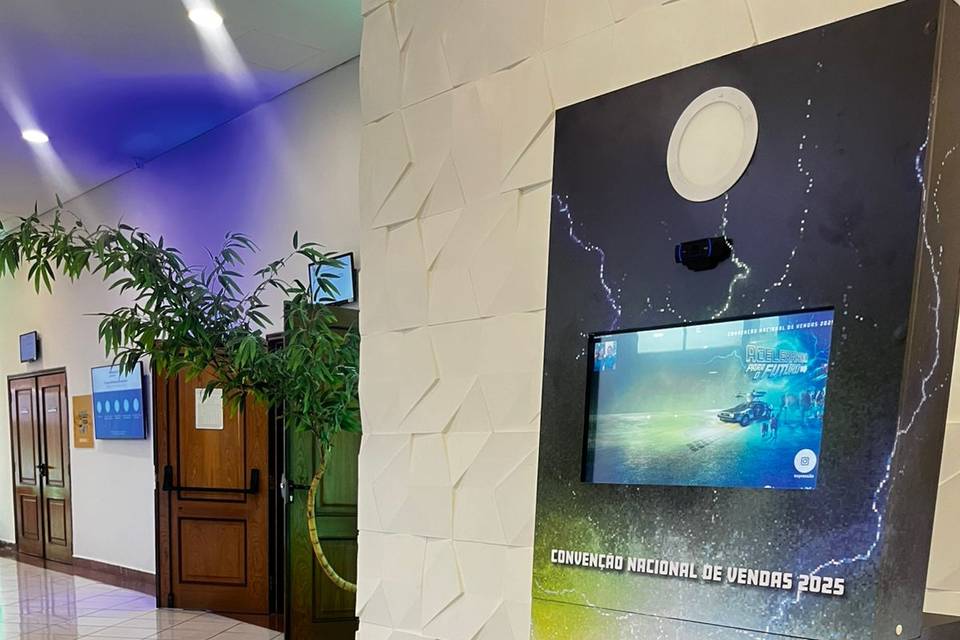 Totem evento corporativo