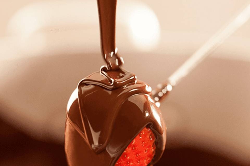 Morango com chocolate