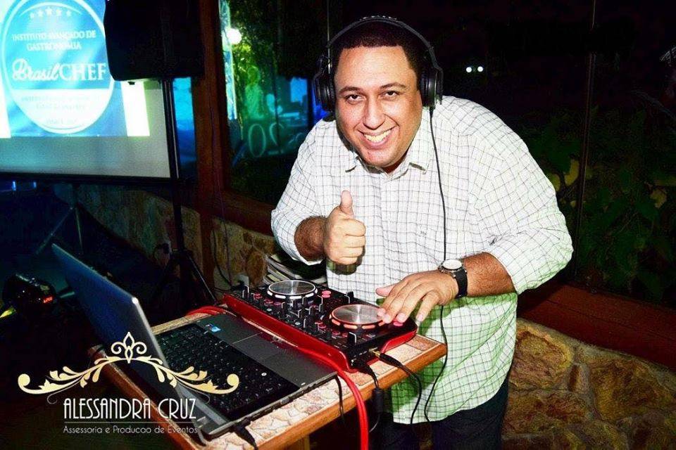 DJ Hélio Junior