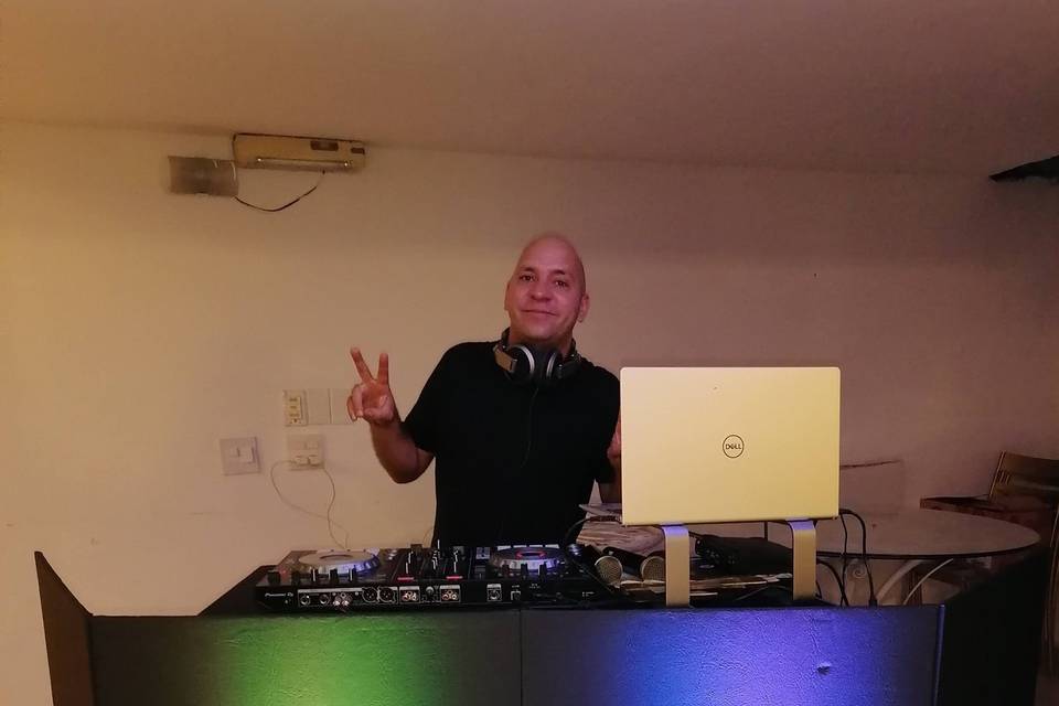 DJ Claudio Dorea