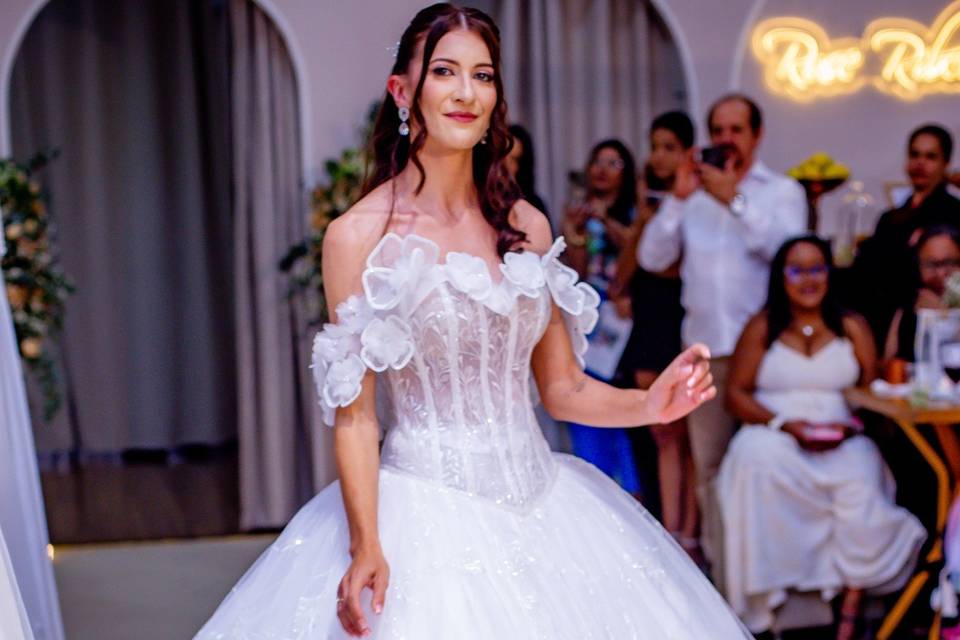 Desfile · ombro a ombro