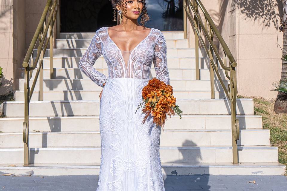 Vestido evasê com renda