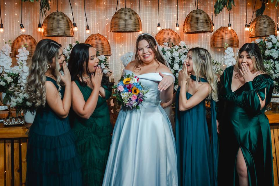 Vitória e Madrinhas