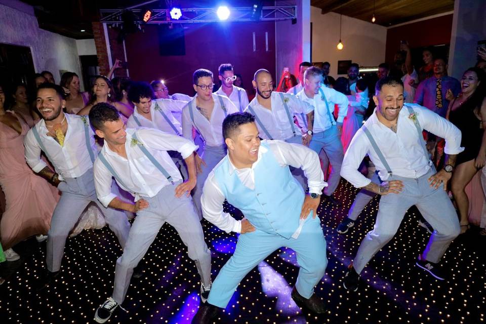 Valsa Criativa dos Noivos.