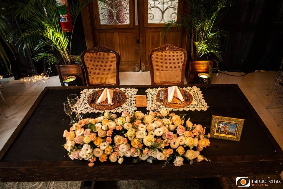 A mesa dos noivos