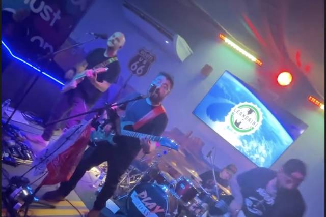 Show no Leandrini Rock Bar