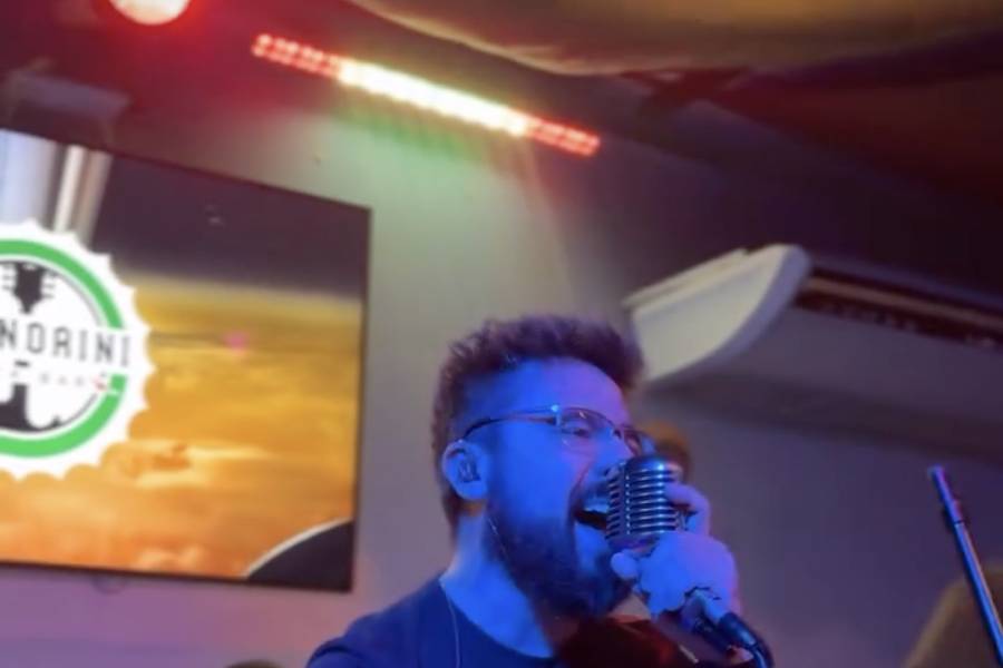Show no Leandrini Rock Bar