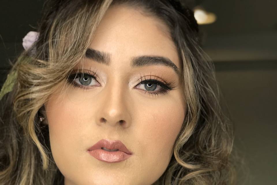 Maíra Albuquerque Makeup