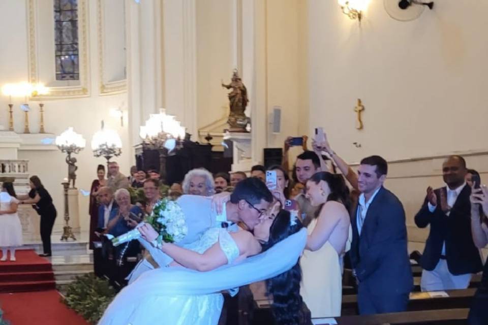 Celebrando a felicidade