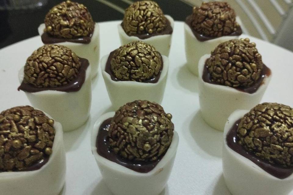 Chocolate branco com brigadeir