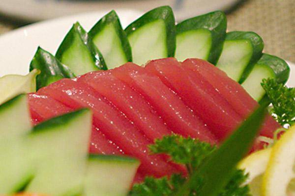Atum sashimi