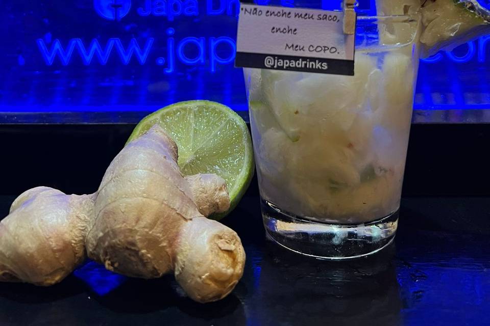 Caipirinha Abacaxi, Gengibre