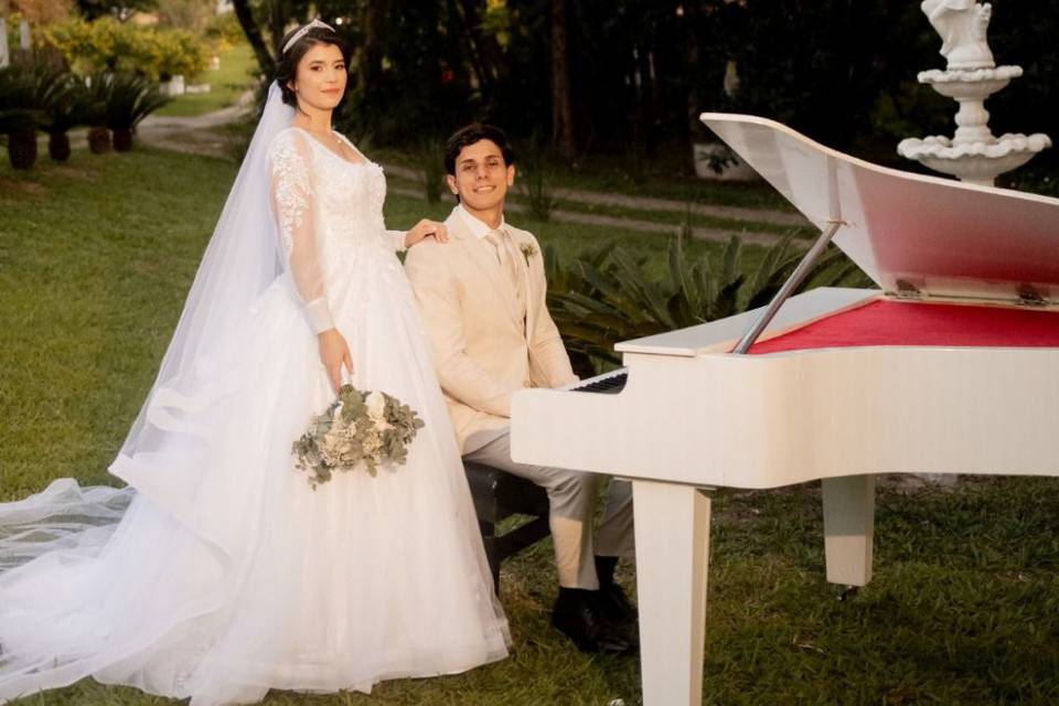 Piano Branco