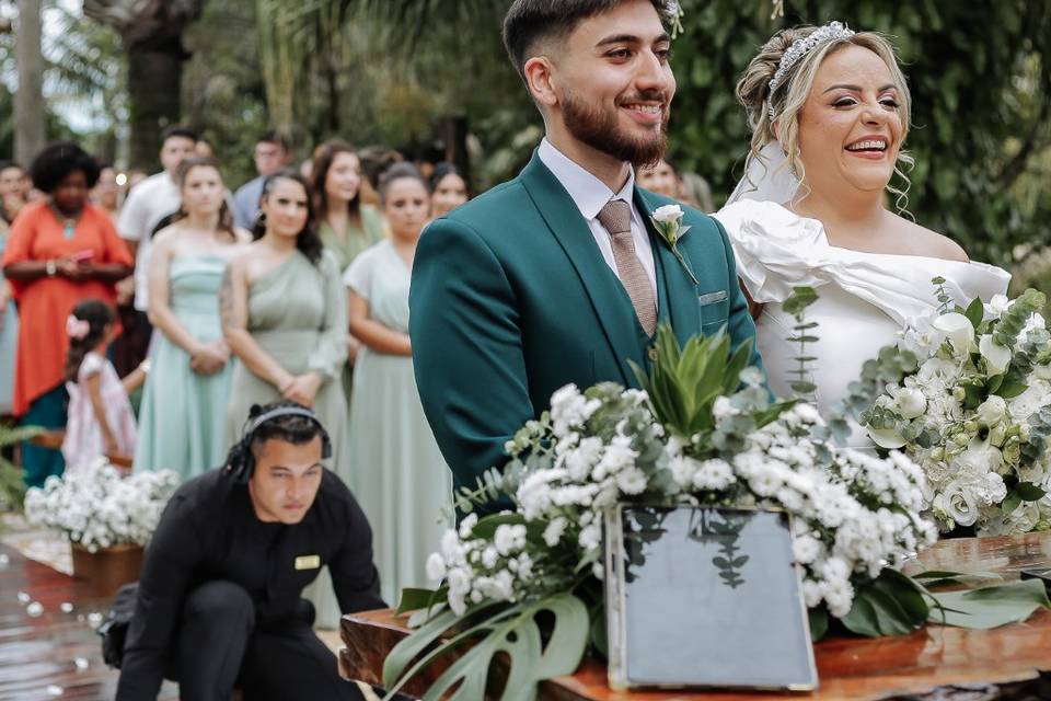 véu da noiva no altar